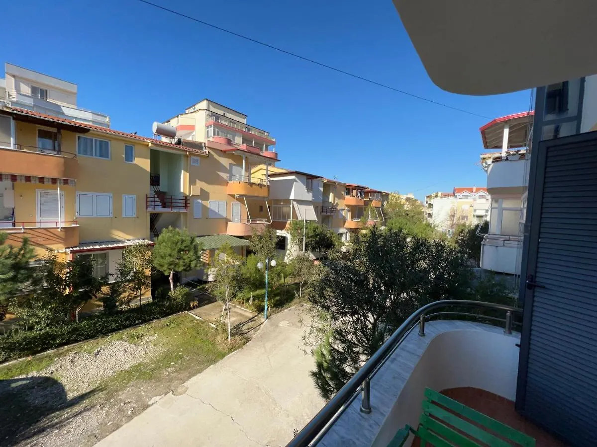 Gazi'S Apartament For Rent Golem  Albania