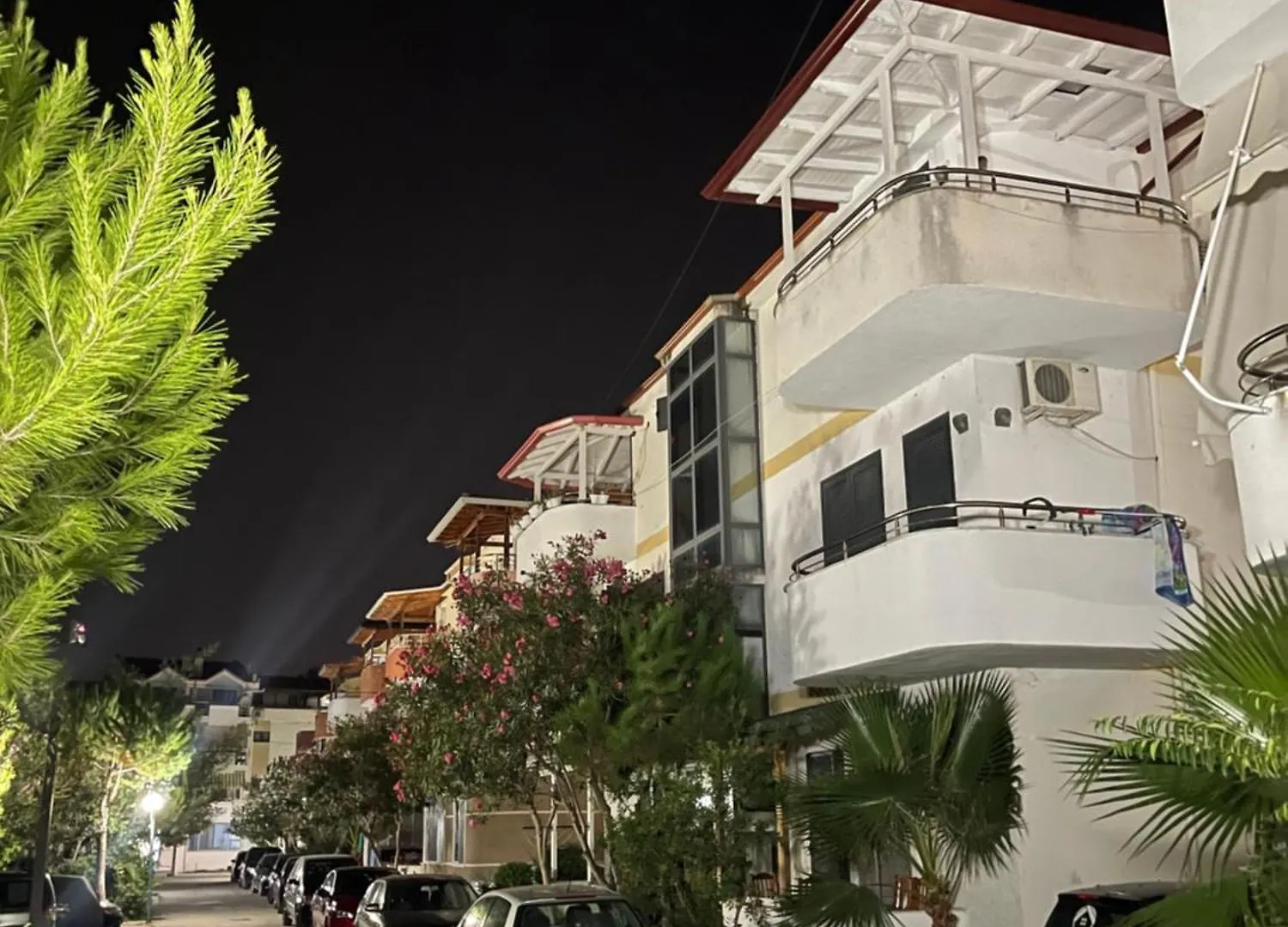 Apartment Gazi'S Apartament For Rent Golem  Albania